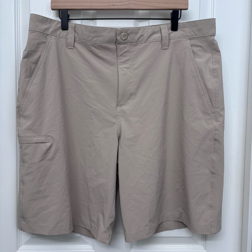 Khaki Stretch Performance Shorts | Columbia 38x10